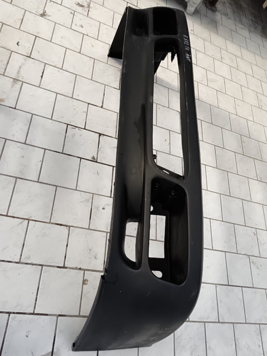 Karosserieteile für Ferrari 512 abzugeben Baujahr BJ -