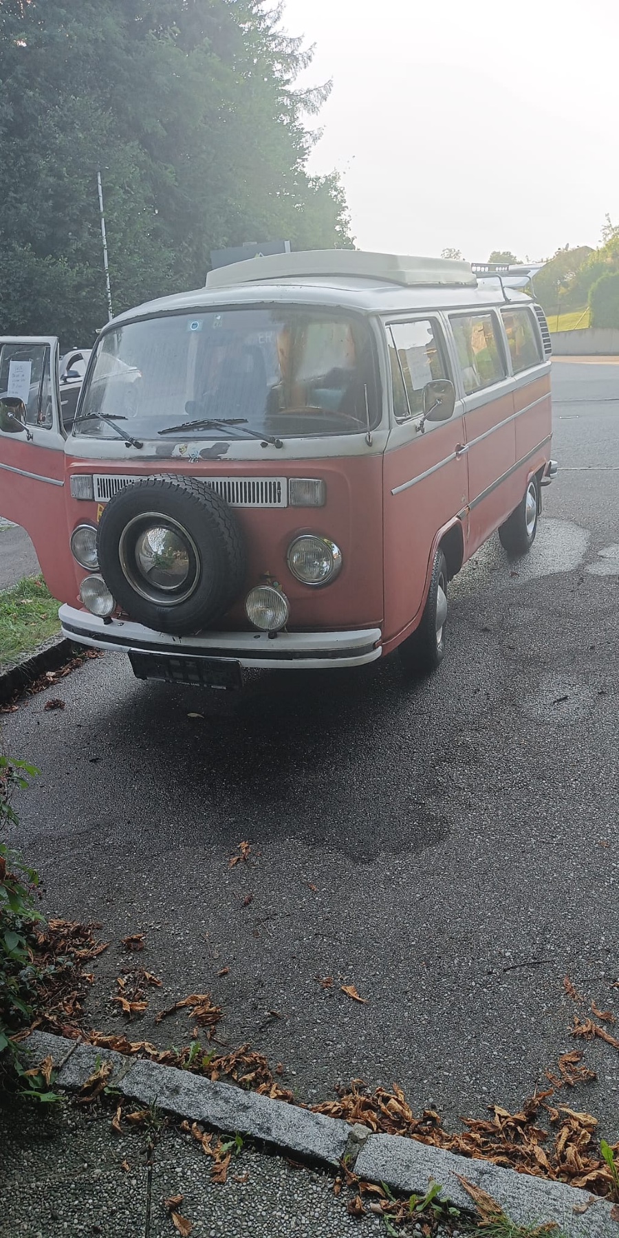 Klassiker VW T2 Baujahr BJ 05/1977