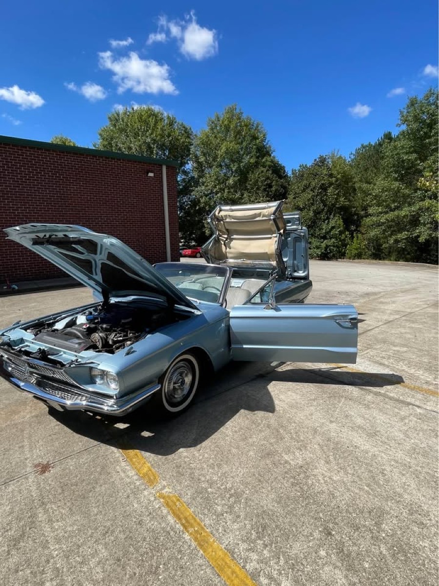 Ford Thunderbird 1966 Ford thunderbird Deluxe Convertible 2Door Baujahr BJ 09/1966