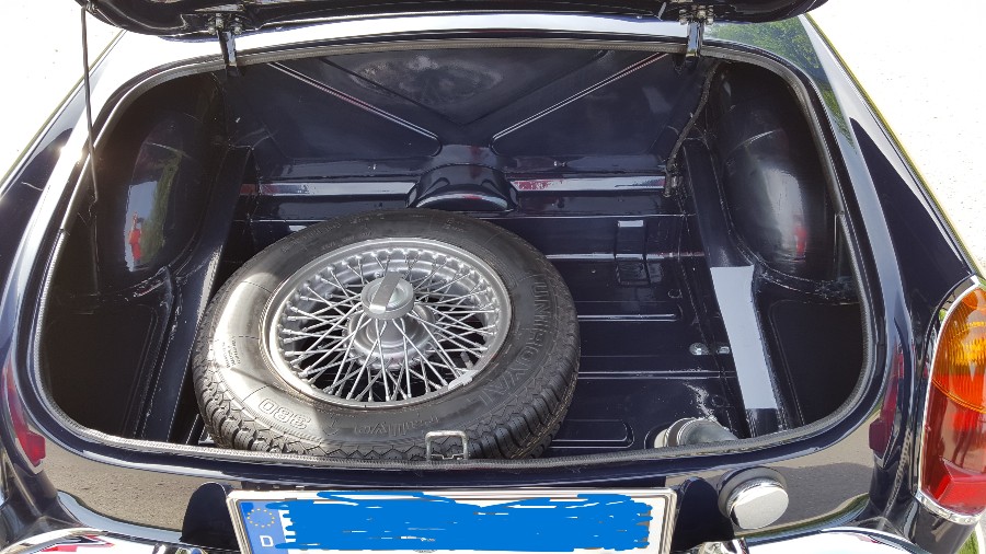 Wunderschön: MG MGB Roadster sucht neuen Besitzer Baujahr BJ 04/1965