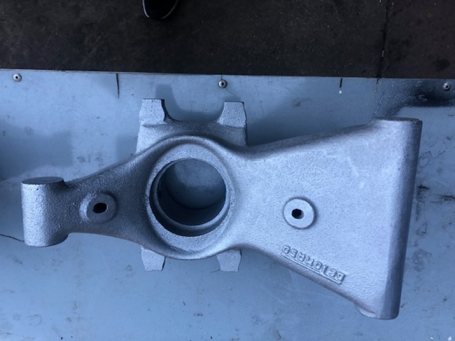 Hinterachse für DeTomaso zu verkaufen Baujahr BJ -