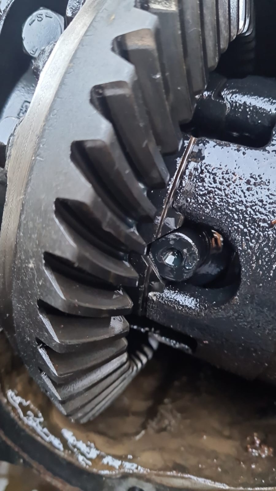 Hinterachse für Maserati Indy zu verkaufen Baujahr BJ -