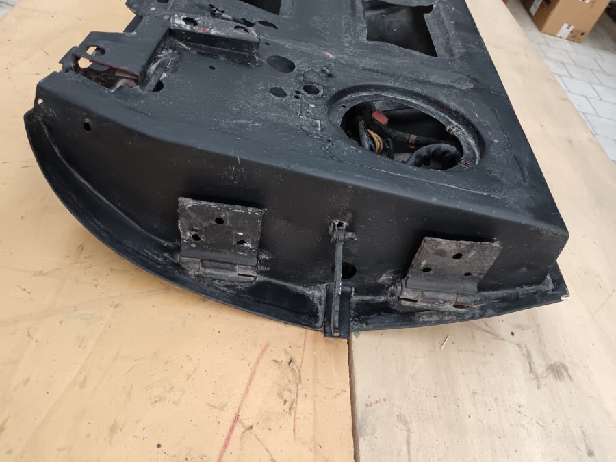 Karosserieteile für Ferrari 328 abzugeben Baujahr BJ -