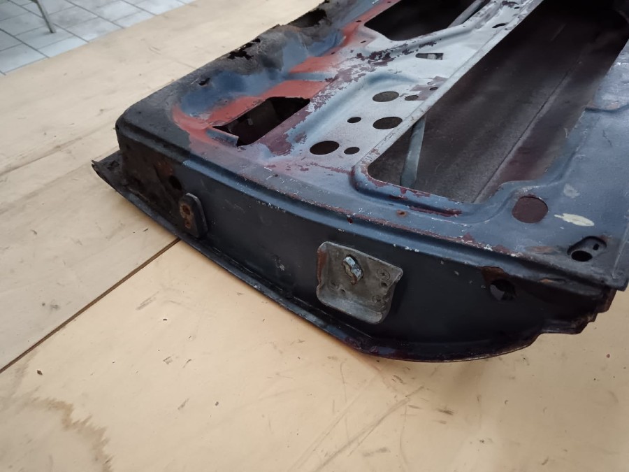 Verkaufe: Karosserieteile für Alfa Romeo GT Baujahr BJ -