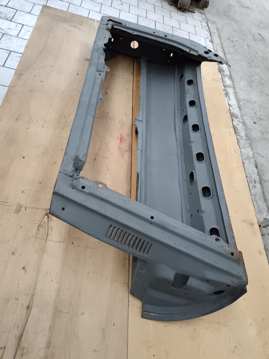 Verkaufe: Karosserieteile für Ferrari Baujahr BJ -