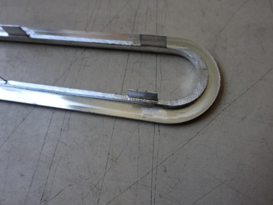 Für Maserati Indy Karosserieteile zu verkaufen Baujahr BJ -