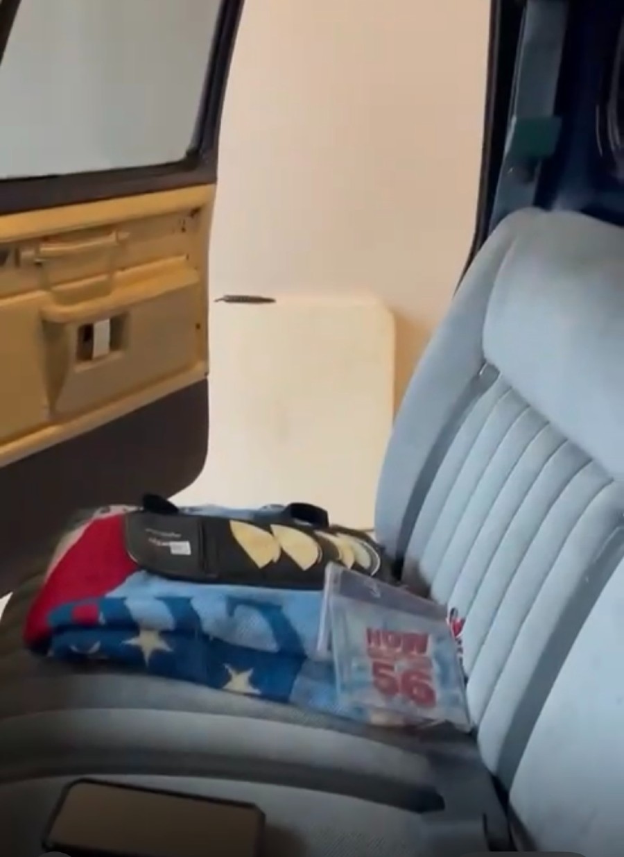 Dodge RAM 1985 Dodge Ram Truck D-150 Royal SE Baujahr BJ 07/1985