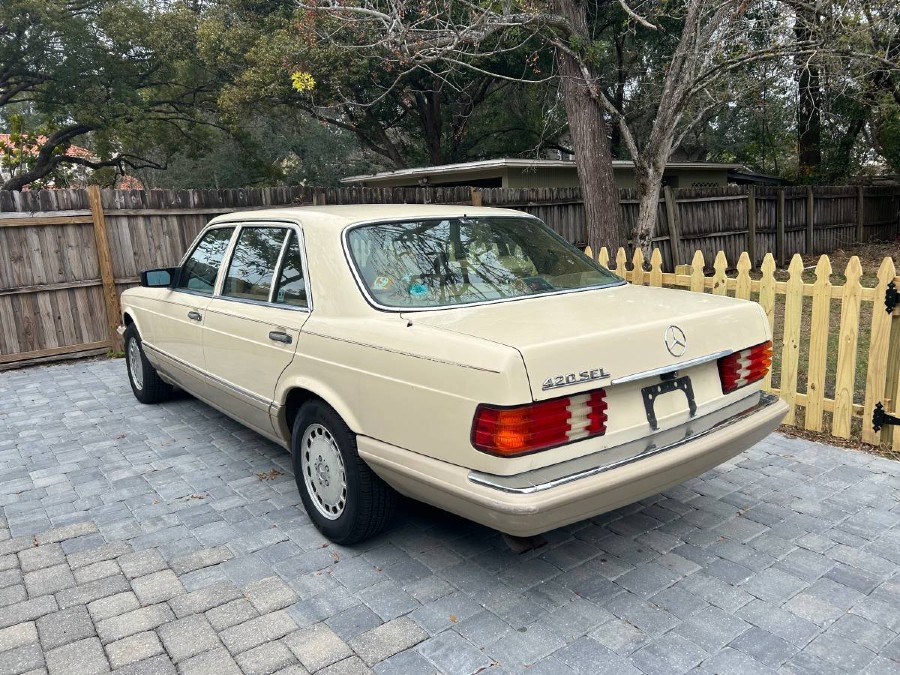 Oldtimer 1989er Mercedes Benz 420 SEL mit nur 67.000 Originalmeilen Baujahr BJ 10/1989