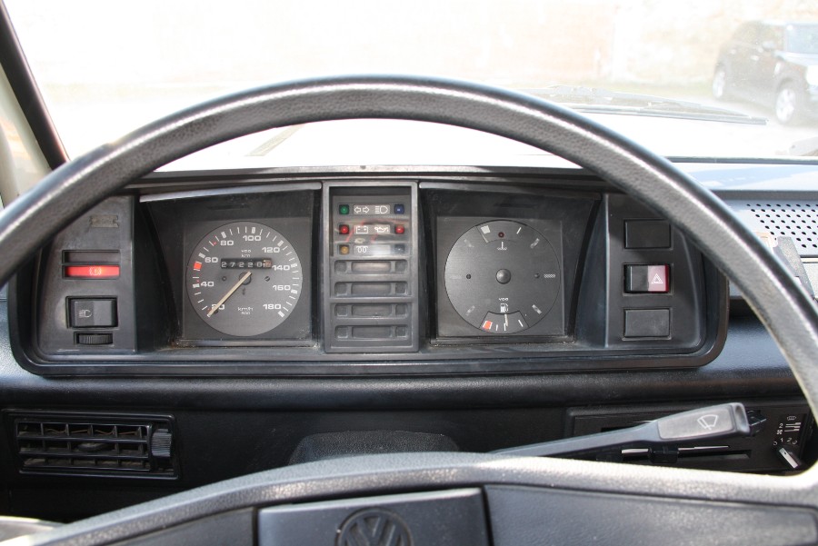 Historisch zugelassen: VW T3 gut erhalten Baujahr BJ 10/1984