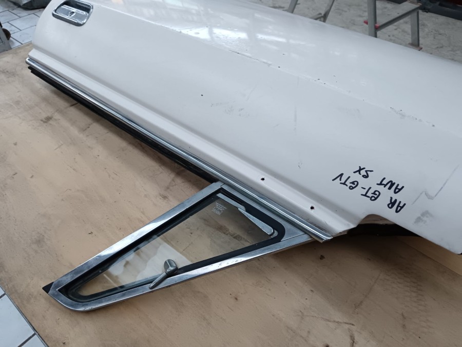 Karosserieteile für Alfa Romeo GT zu verkaufen Baujahr BJ -