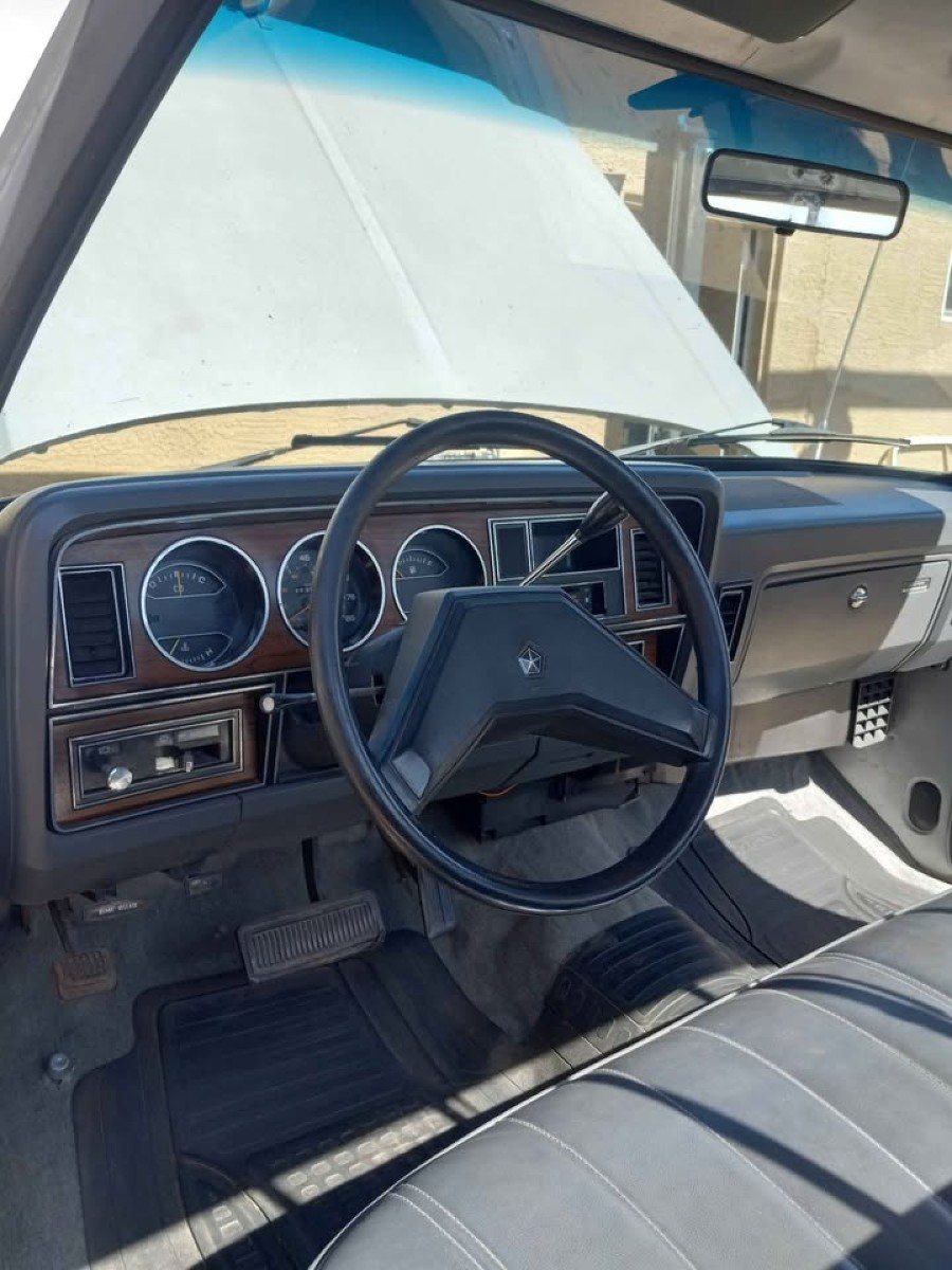 Dodge RAM guter Zustand sucht neuen Besitzer Baujahr BJ 07/1985