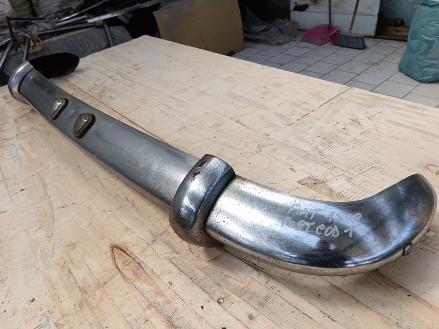 Für Fiat 1500 Karosserieteile abzugeben Baujahr BJ -