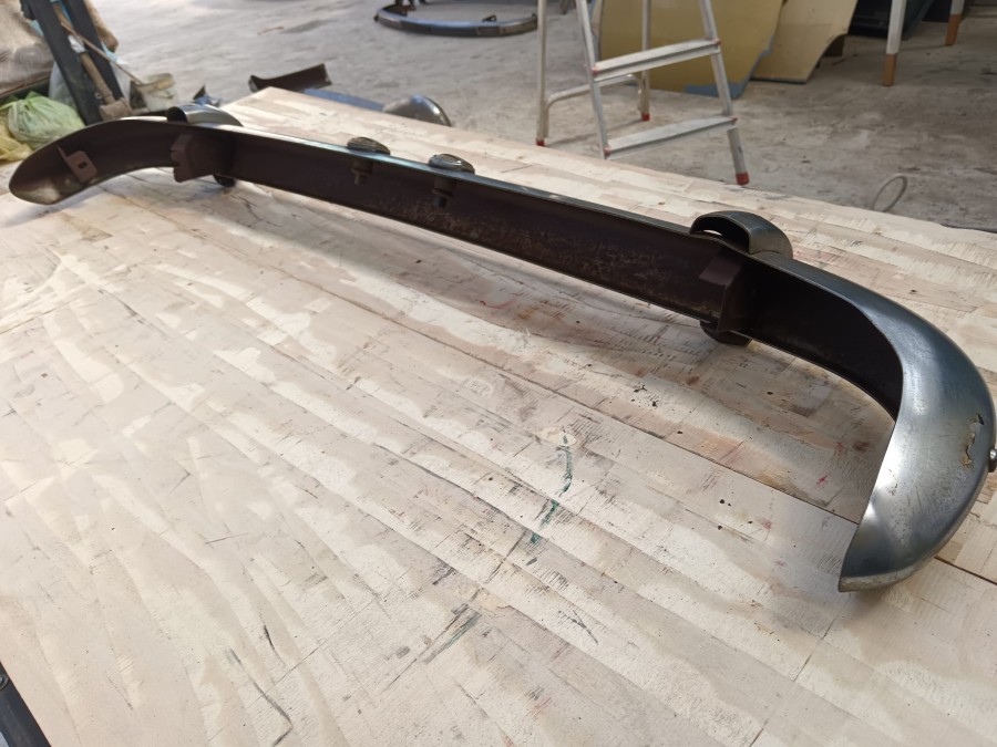 Für Fiat 1500 Karosserieteile abzugeben Baujahr BJ -