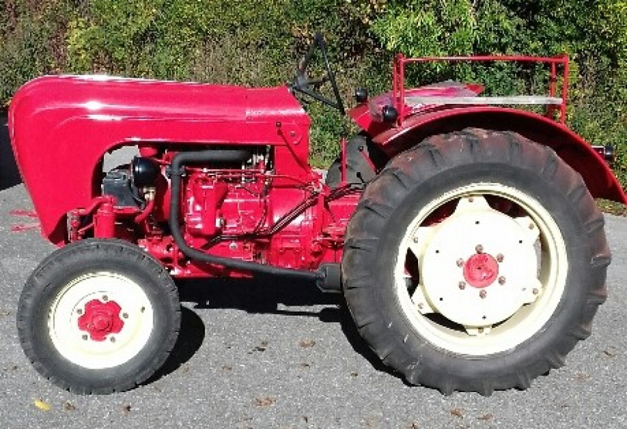 Porsche SCHLEPPER STANDARD AP zu verkaufen Baujahr BJ 05/1957