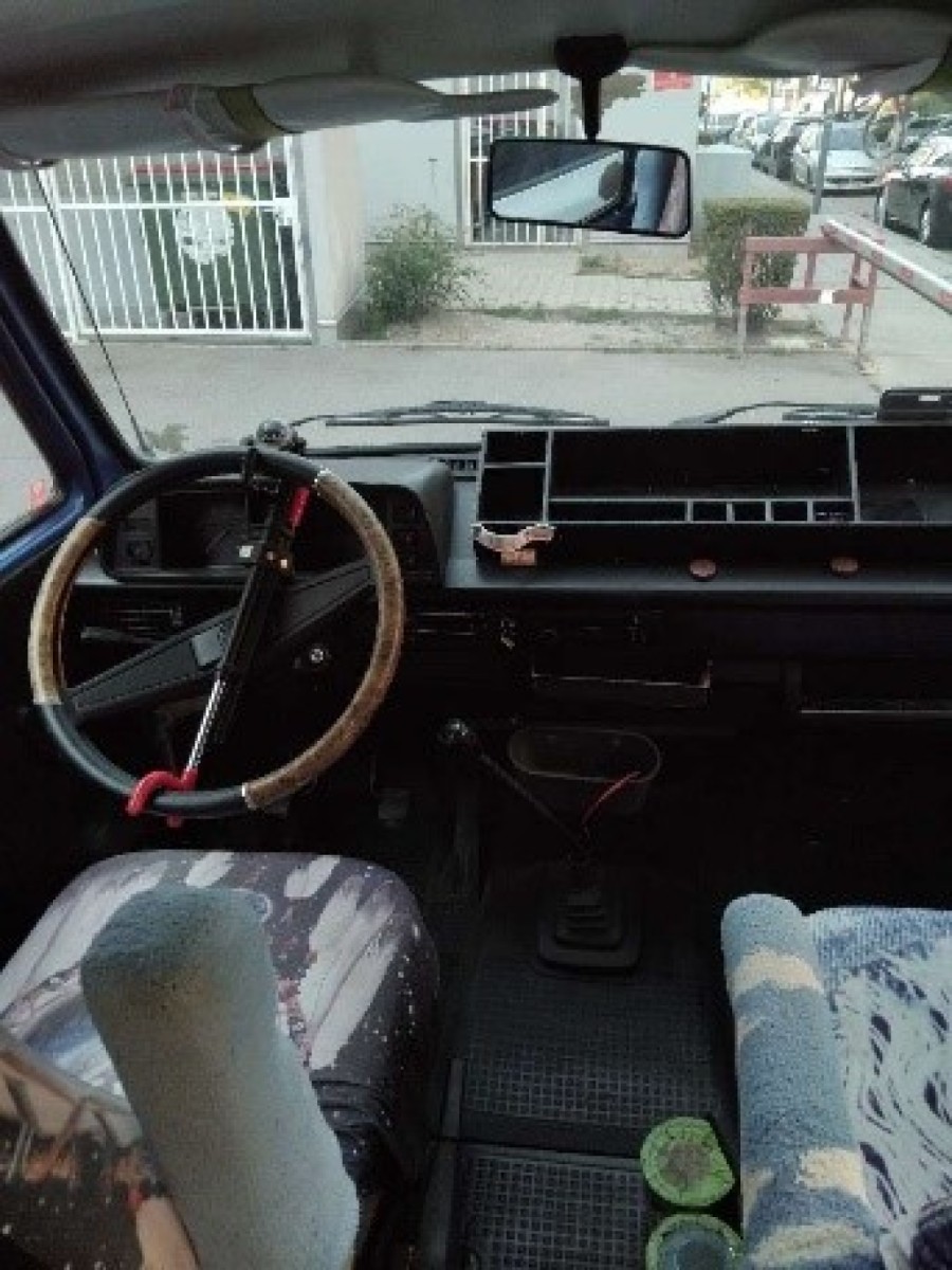 1990er VW T3 in gebrauchtem Zustand mit gültigem Pickerl Baujahr BJ 01/1990