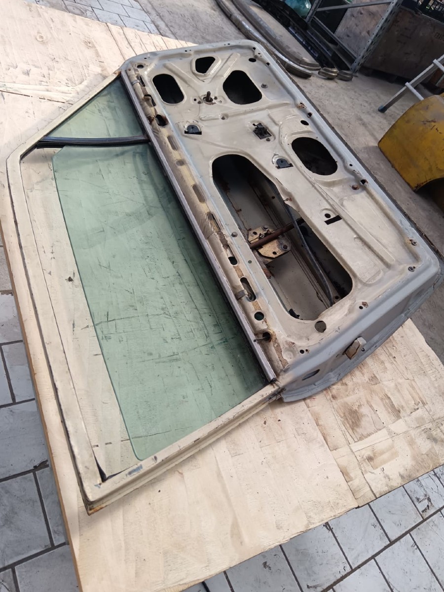 Für Alfa Romeo Alfasud Karosserieteile abzugeben Baujahr BJ -