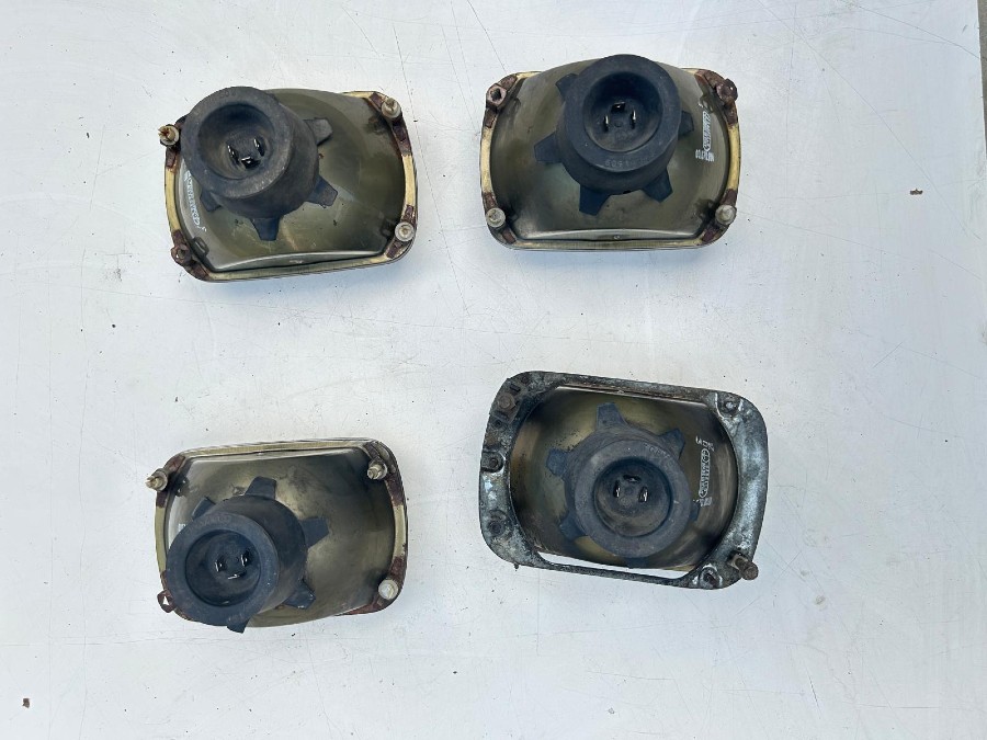 Für Maserati Karosserieteile abzugeben Baujahr BJ -