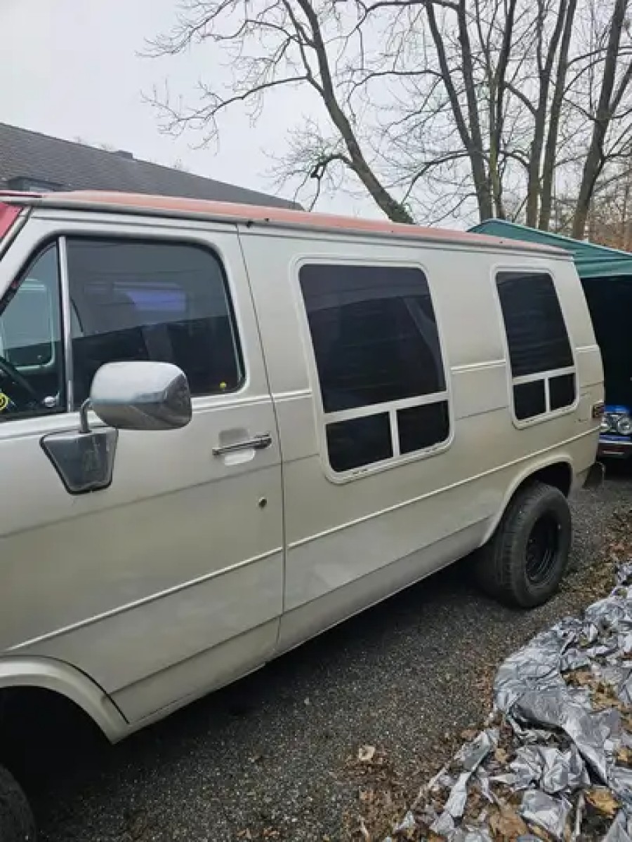 Chevrolet Chevy Van GMC Truck Baujahr BJ 07/1989