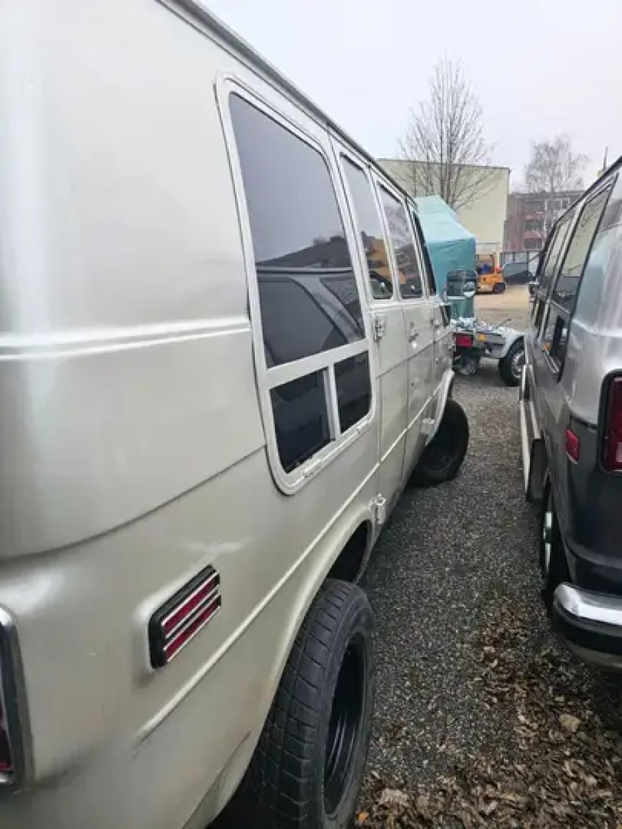 Chevrolet Chevy Van GMC Truck Baujahr BJ 07/1989