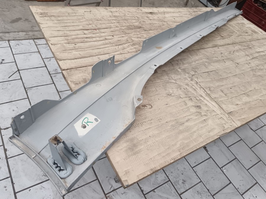 Für Ferrari Karosserieteile abzugeben Baujahr BJ -