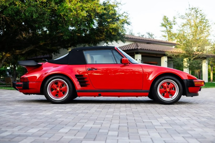 Top: Porsche 911 930 Turbo mit historischer Zulassung Baujahr BJ 09/1988