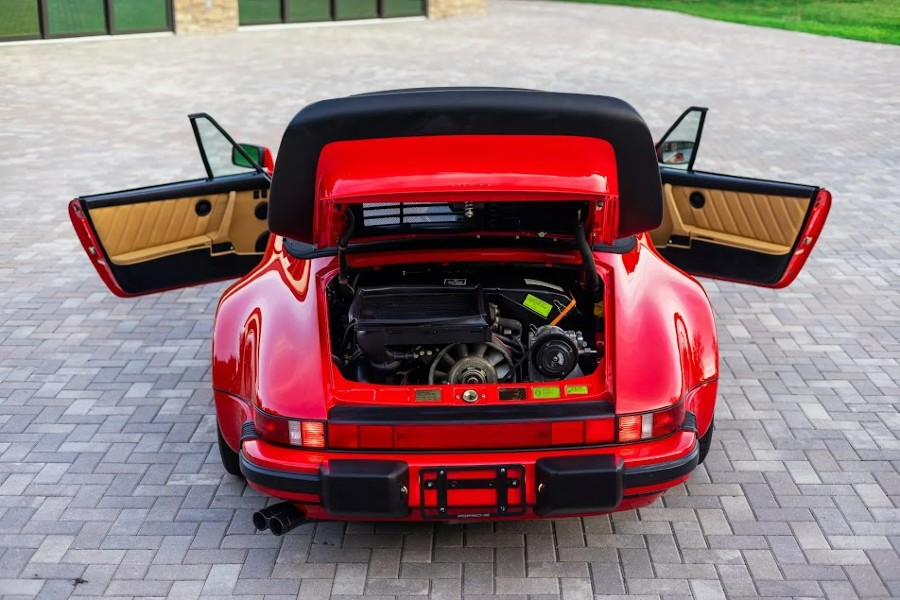 Top: Porsche 911 930 Turbo mit historischer Zulassung Baujahr BJ 09/1988