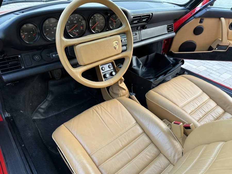 Top: Porsche 911 930 Turbo mit historischer Zulassung Baujahr BJ 09/1988