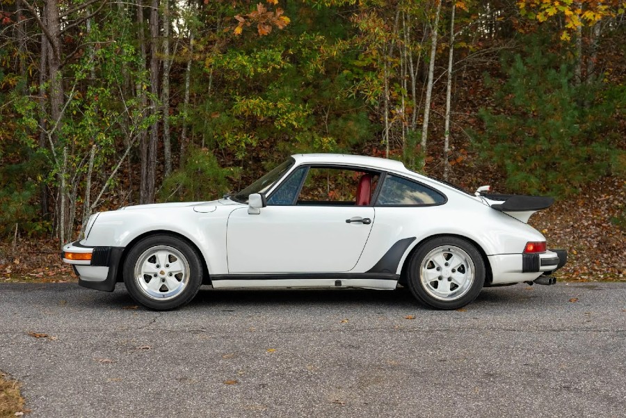 Top Zustand: Porsche 911 930 Turbo sucht neuen Besitzer Baujahr BJ 09/1987