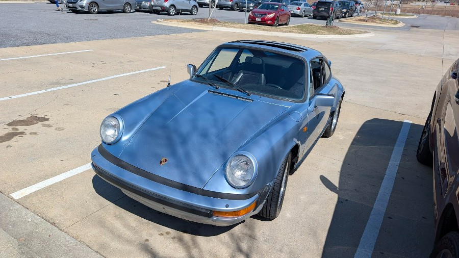 Porsche 911 guter Zustand sucht neuen Besitzer Baujahr BJ 08/1982