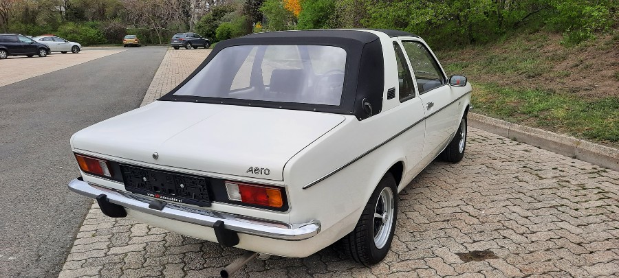 Opel Kadett in gutem Zustand steht zum Verkauf Baujahr BJ 09/1976