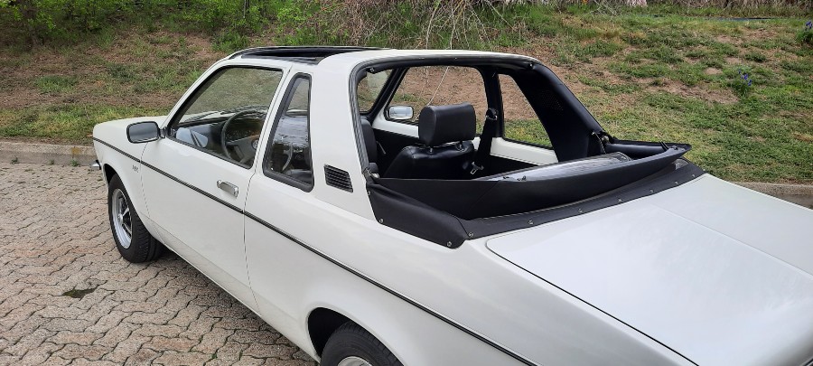 Opel Kadett in gutem Zustand steht zum Verkauf Baujahr BJ 09/1976