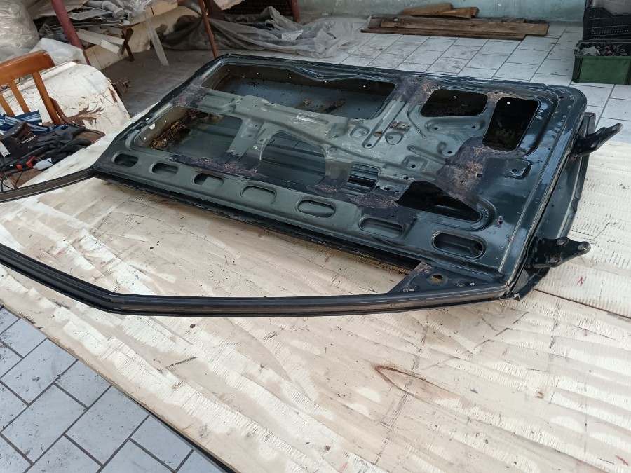 Für Maserati Biturbo Karosserieteile abzugeben Baujahr BJ -