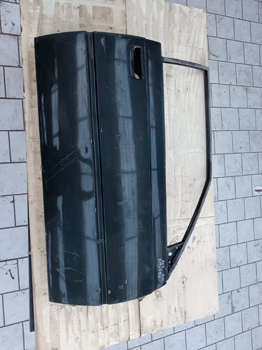 Für Maserati Biturbo Karosserieteile abzugeben Baujahr BJ -