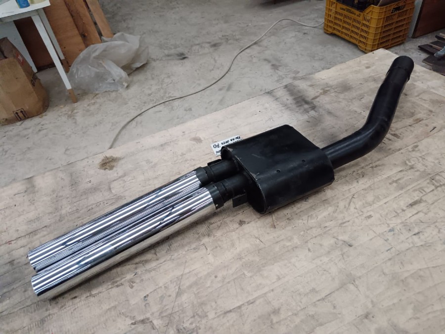 Auspuffanlage für Maserati Ghibli zu verkaufen Baujahr BJ -