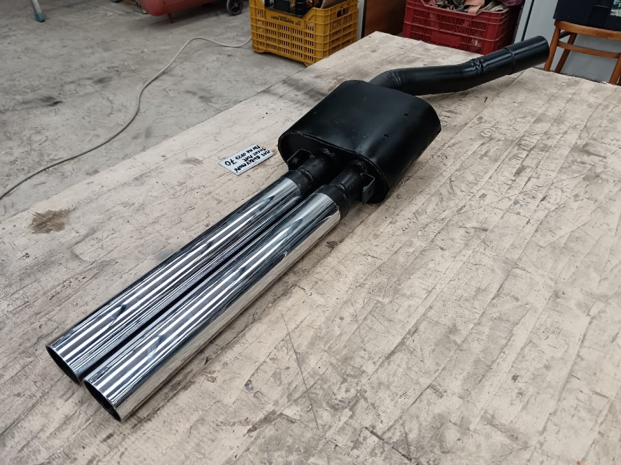 Auspuffanlage für Maserati Ghibli zu verkaufen Baujahr BJ -