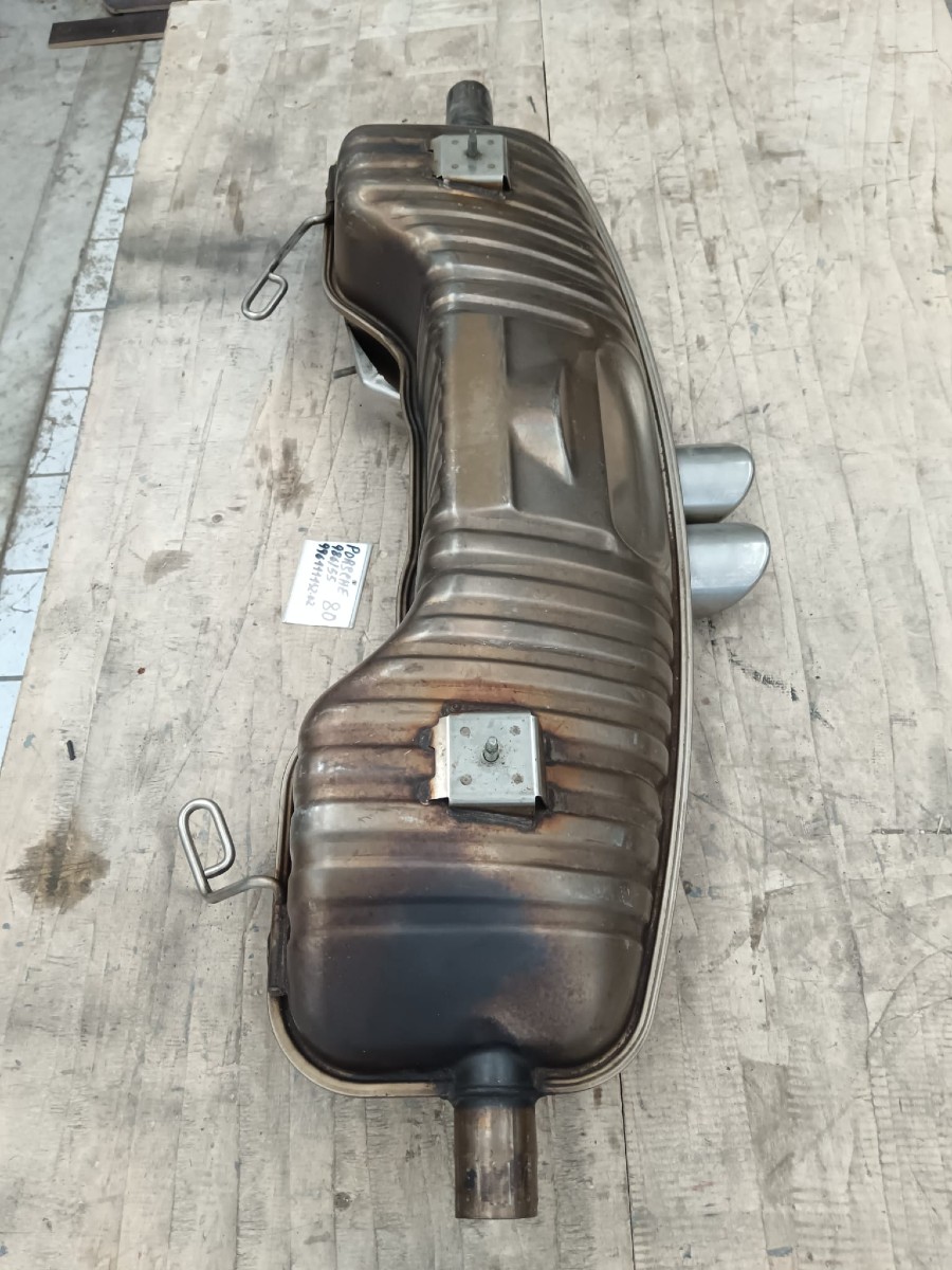 Für Oldtimer Auspuffanlage abzugeben Baujahr BJ -