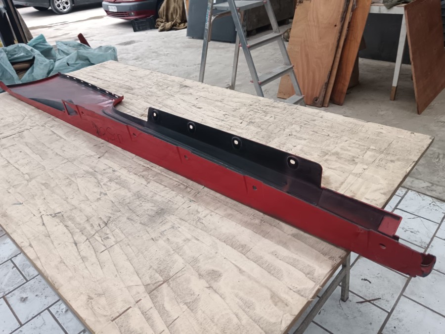 Für Ferrari Karosserieteile abzugeben Baujahr BJ -