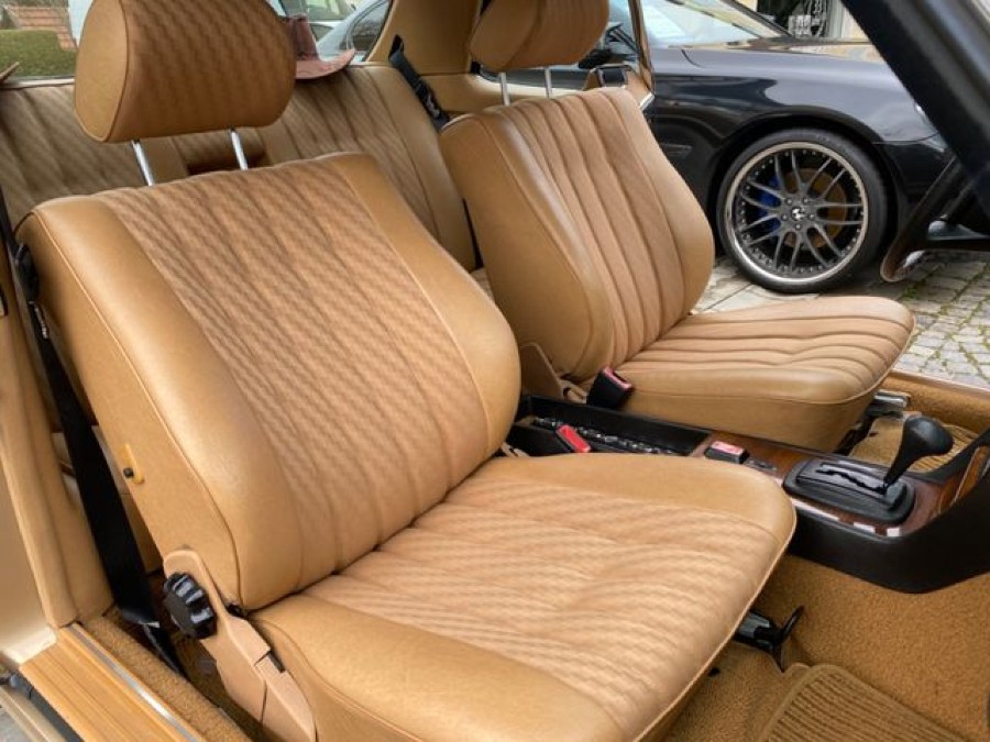 Mercedes Benz 230 in gutem Zustand zu erwerben Baujahr BJ 03/1983