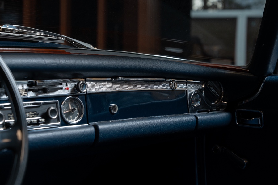 Mercedes SL 280 Pagode Baujahr BJ 12/1971