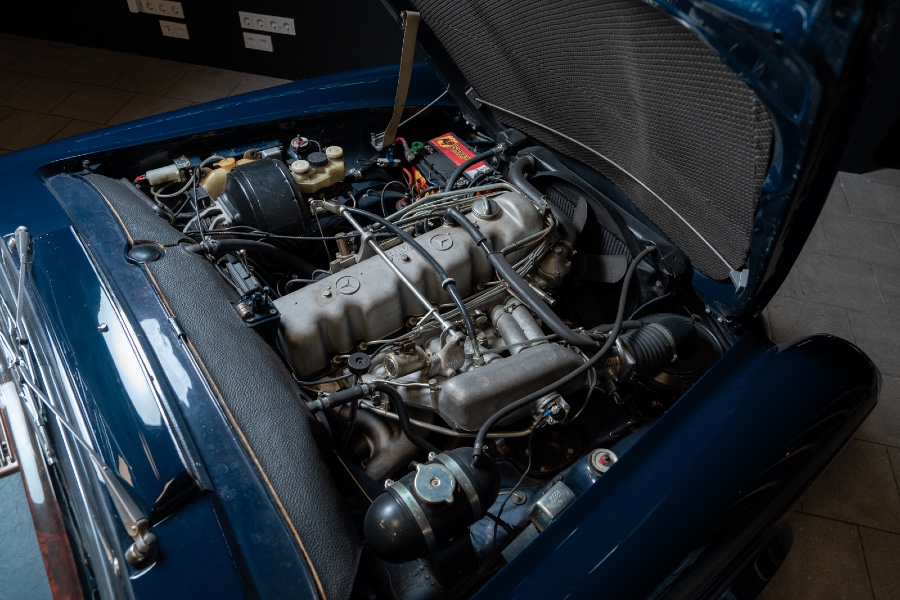 Mercedes SL 280 Pagode Baujahr BJ 12/1971