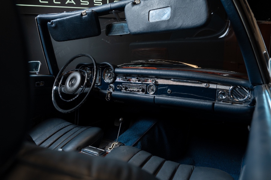 Mercedes SL 280 Pagode Baujahr BJ 12/1971