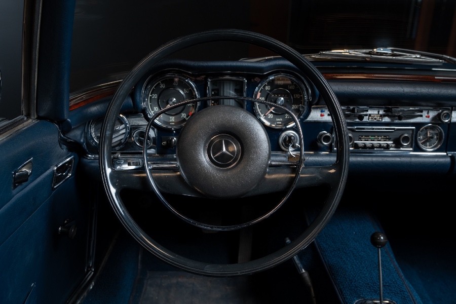 Mercedes SL 280 Pagode Baujahr BJ 12/1971