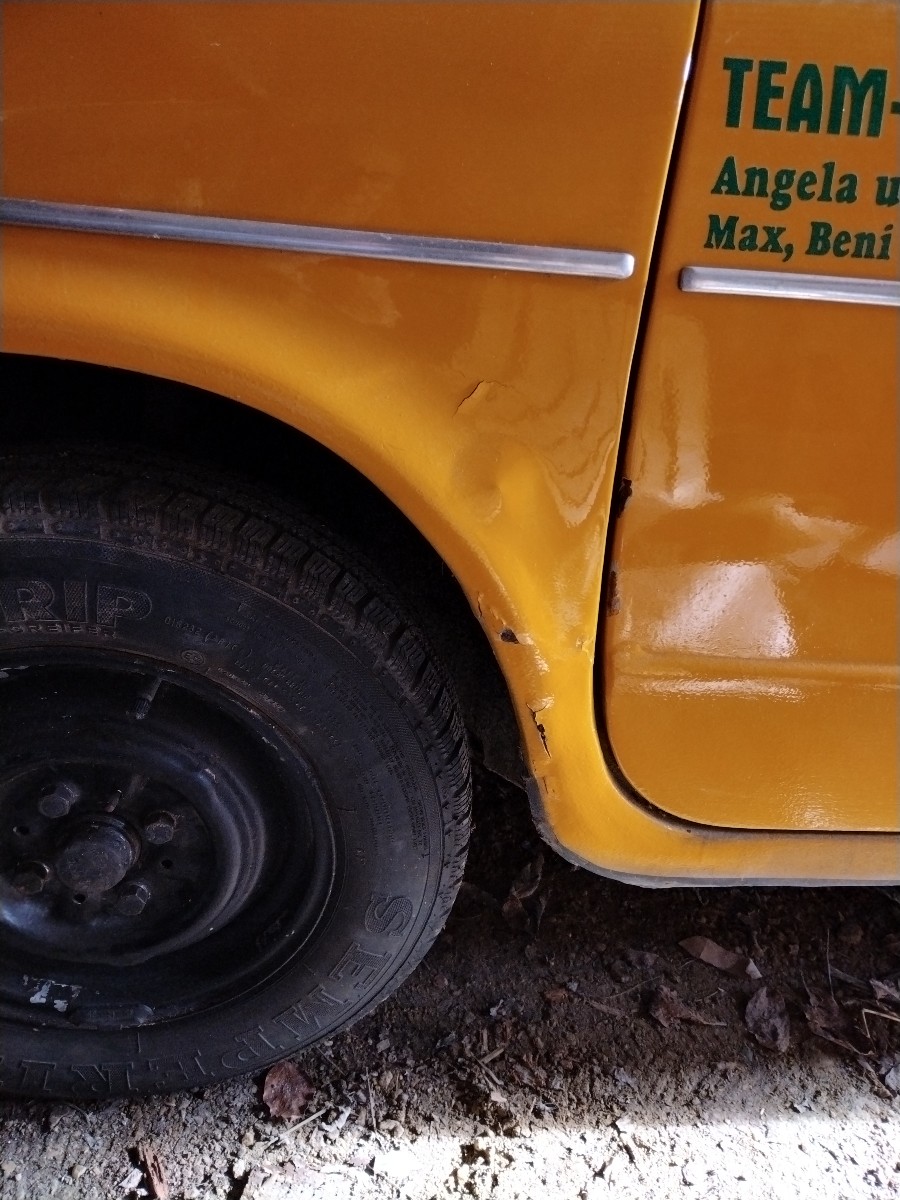 Fiat 600 steht zum Verkauf Baujahr BJ 04/1972