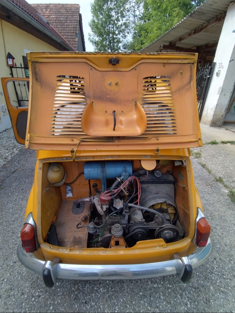 Fiat 600 steht zum Verkauf Baujahr BJ 04/1972