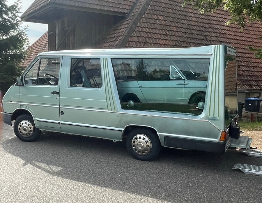 Renault sonstige Modelle in gutem Zustand abzugeben Baujahr BJ 02/1990