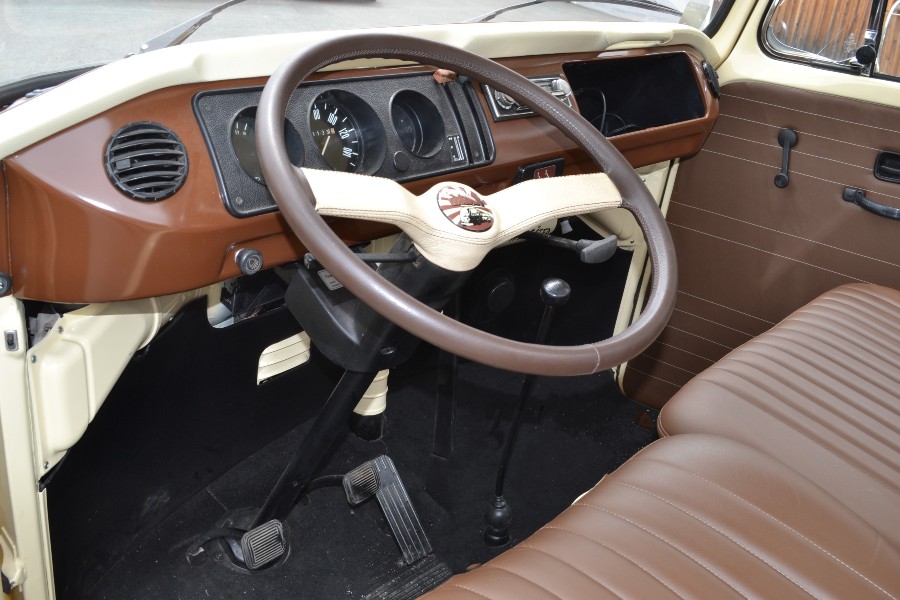 VW T2 Type 26 Pritsche in gutem Zustand Baujahr BJ 10/1978