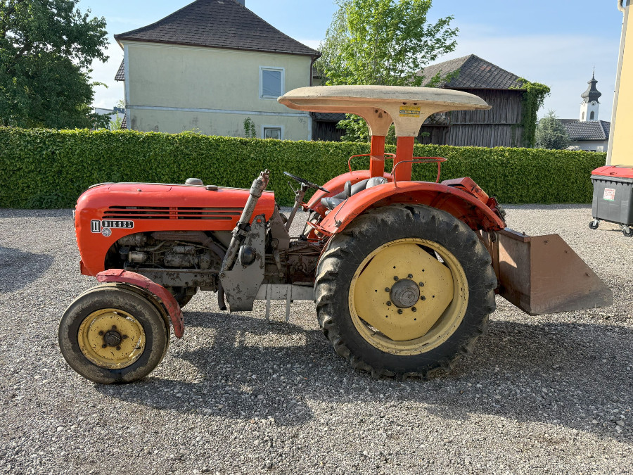 Steyr 288 in gebrauchtem Zustand zu erwerben Baujahr BJ 03/1964