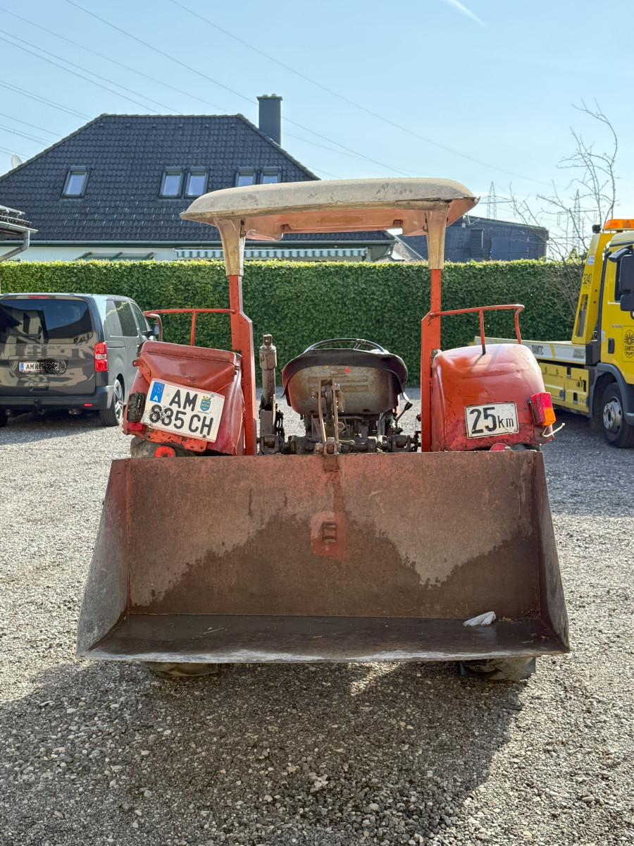 Steyr 288 in gebrauchtem Zustand zu erwerben Baujahr BJ 03/1964