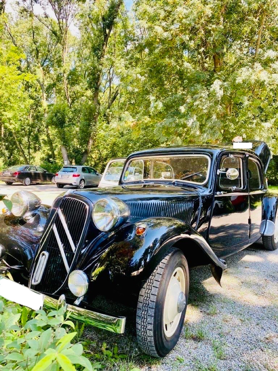 Citroën Traction in gutem Zustand Baujahr BJ 01/1953