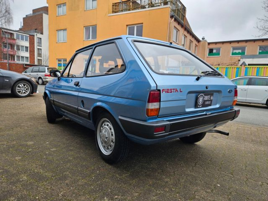 Ford Fiesta aus Inzahlungnahme, vor Ort!! H.-Zul. Baujahr BJ 10/1983
